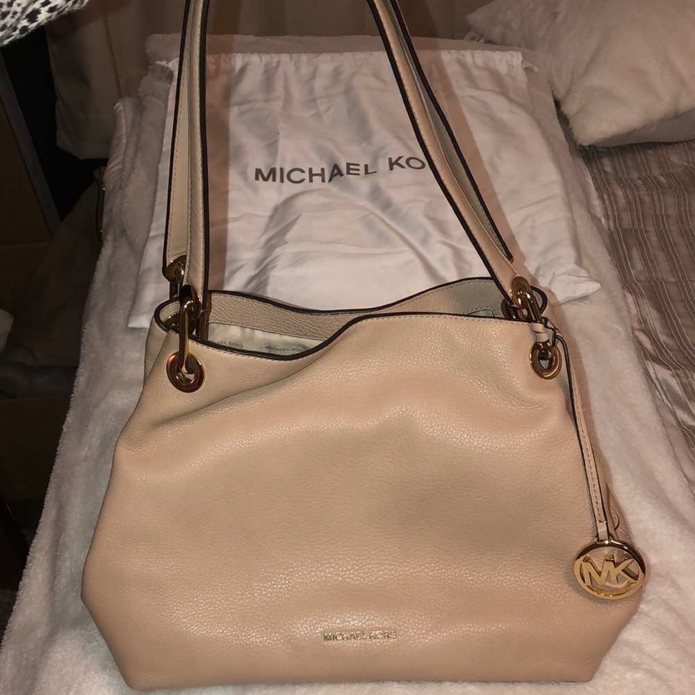 MICHAEL KORS HANDBAG